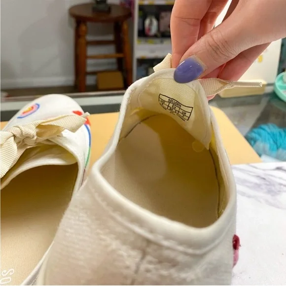 Soludos Marin Embroidered Rainbow White Sneakers Size 9 - Picture 9 of 10